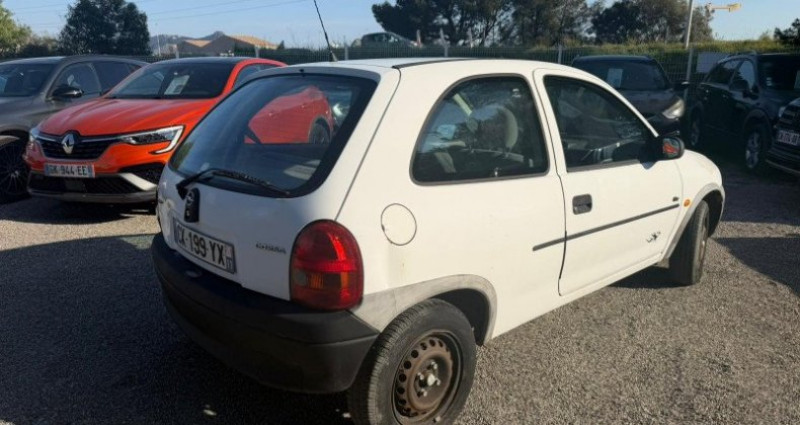 Opel Corsa 1.7 D CITY 3P  occasion � LA FARLEDE - photo n�5