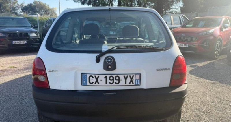Opel Corsa 1.7 D CITY 3P  occasion � LA FARLEDE - photo n�4