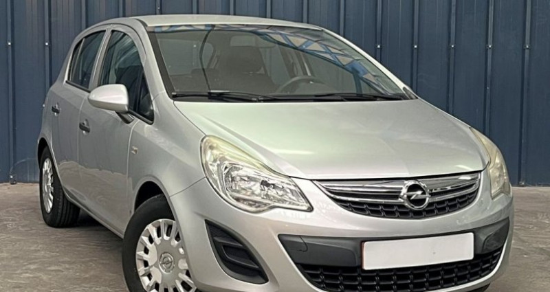 Opel Corsa 85 ch Essence Parfait tat Attache remorque Garantie 1 an  occasion  Halluin