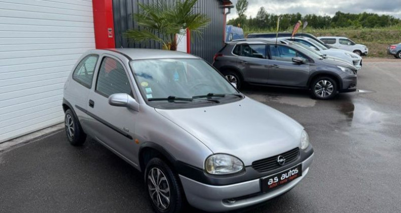 Opel Corsa B 1.2 i 64 cv bote automatique garantie payement 4 fois san  occasion  Bischwiller - photo n2