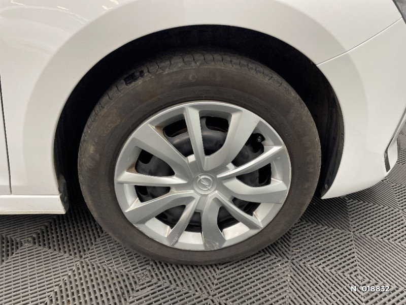 Opel Corsa Corsa 1.2 75 ch BVM5 Edition  occasion � Clermont - photo n�8