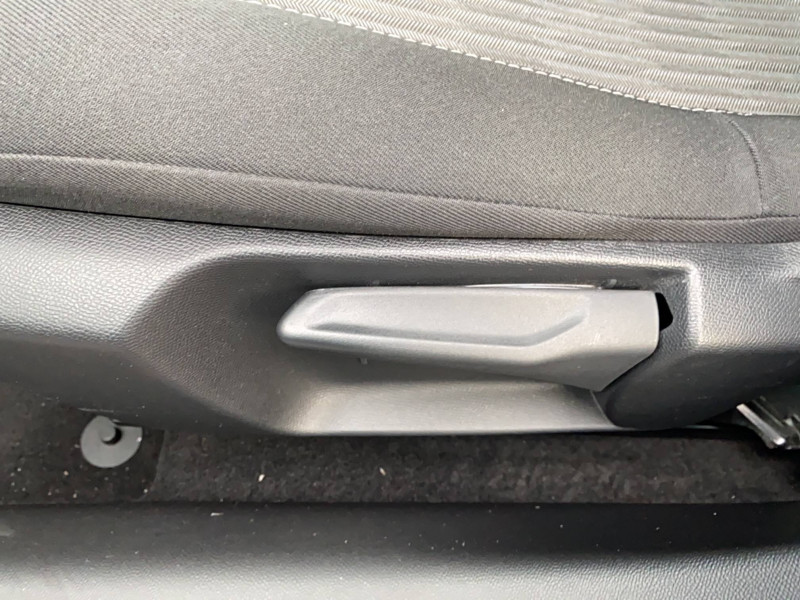 Opel Corsa Corsa 1.2 75 ch BVM5 Elegance Business 5p  occasion  Toulouse - photo n12