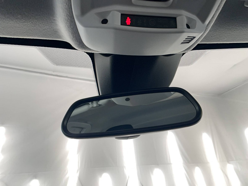 Opel Corsa Corsa 1.2 75 ch BVM5 Elegance Business 5p  occasion � Toulouse - photo n�15