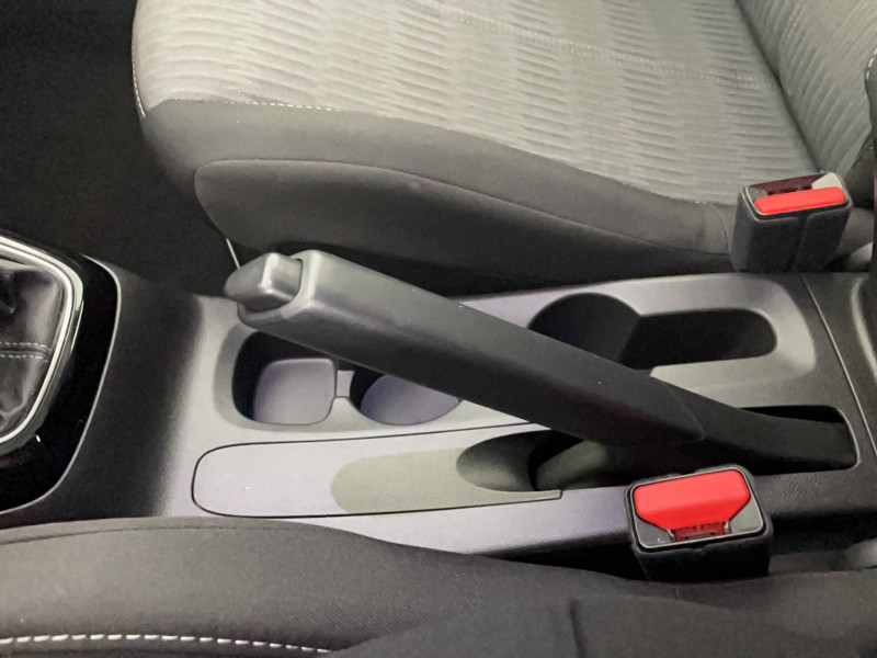 Opel Corsa Corsa 1.2 75 ch BVM5 Elegance Business 5p  occasion � Toulouse - photo n�18