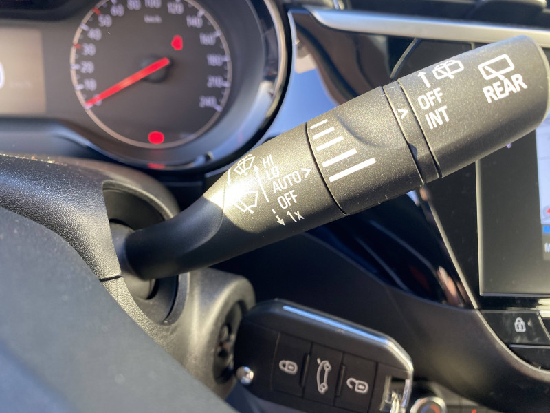 Opel Corsa Corsa 1.2 75 ch BVM5 Elegance Business 5p  occasion &agrave; Toulouse - photo n&deg;5