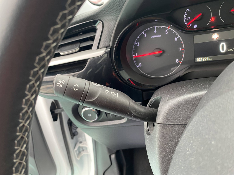 Opel Corsa Corsa 1.2 75 ch BVM5 Elegance Business 5p  occasion � Toulouse - photo n�10