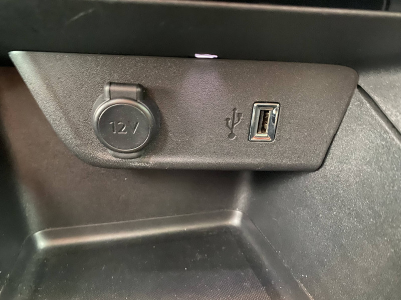 Opel Corsa Corsa 1.2 75 ch BVM5 Elegance Business 5p  occasion � Toulouse - photo n�15