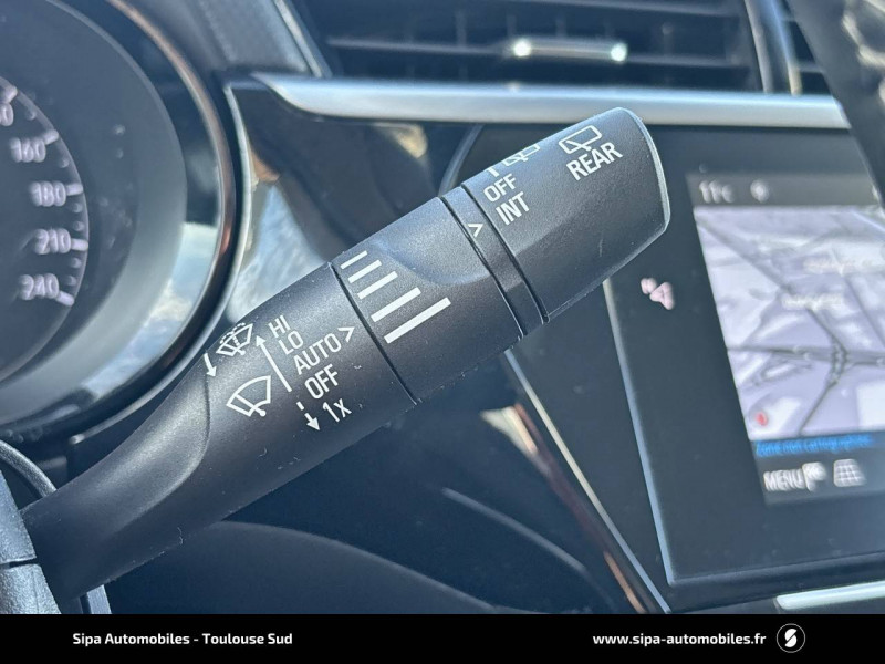 Opel Corsa Corsa 1.2 75 ch BVM5 Elegance Business 5p  occasion � Toulouse - photo n�11