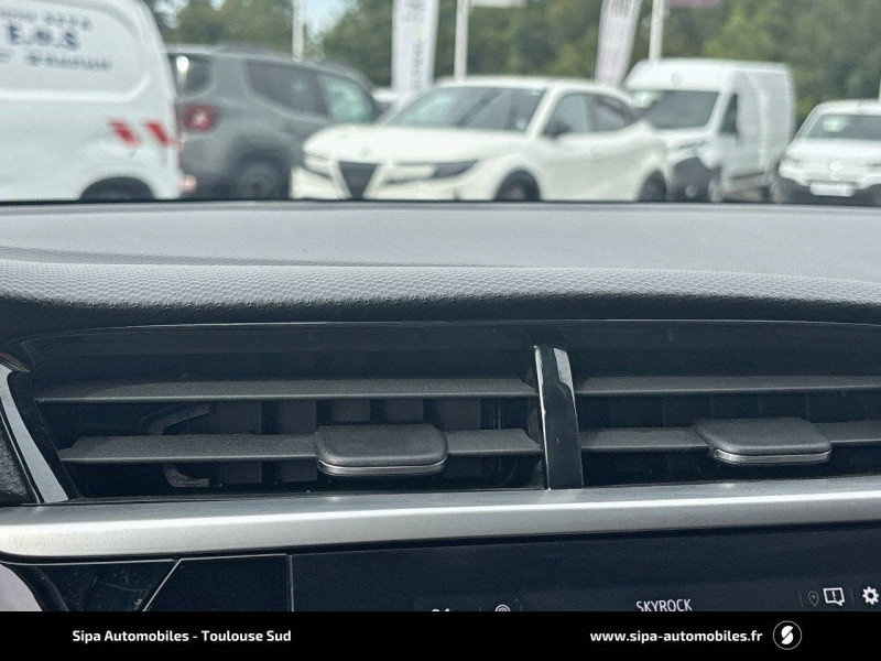 Opel Corsa Corsa 1.2 75 ch BVM5 Elegance Business 5p  occasion � Toulouse - photo n�18