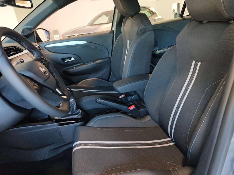 Opel Corsa Corsa 1.2 75 ch BVM5 GS 5p  occasion � Lescure-d'Albigeois - photo n�15