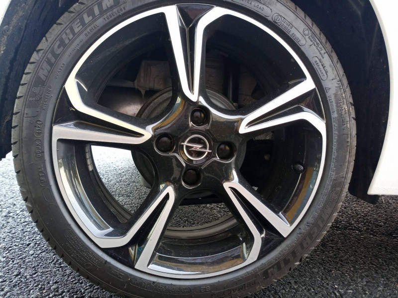 Opel Corsa Corsa 1.2 75 ch BVM5 GS 5p  occasion  Lescure-d'Albigeois - photo n6