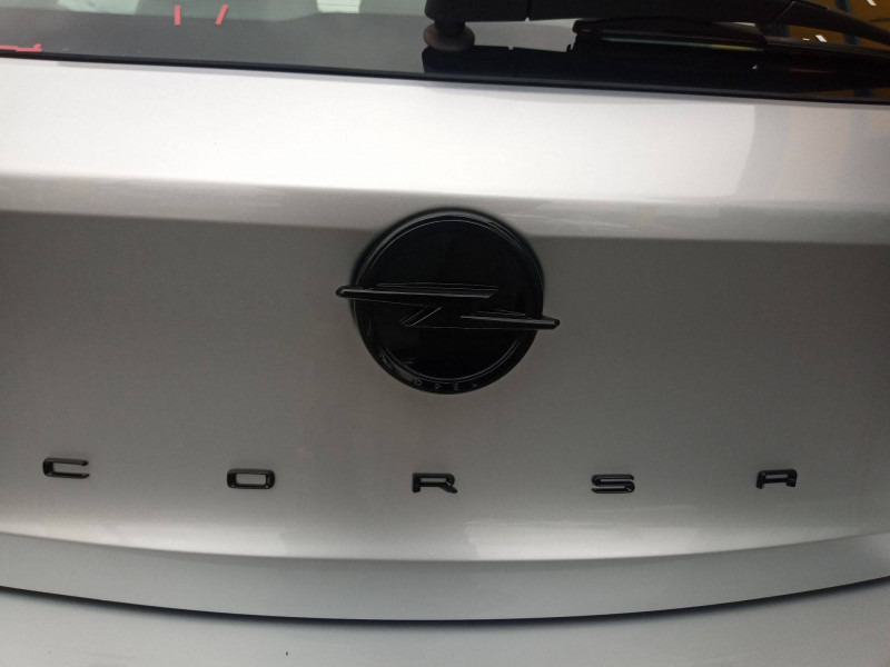 Opel Corsa Corsa 1.2 75 ch BVM5 GS 5p  occasion  Lescure-d'Albigeois - photo n16
