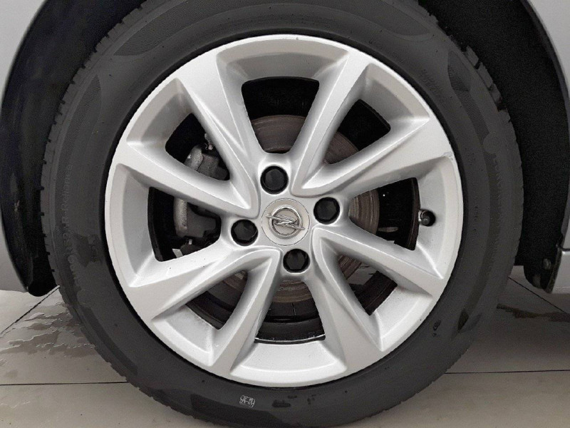 Opel Corsa Corsa 1.2 75 ch BVM5  occasion  BRESSUIRE - photo n9