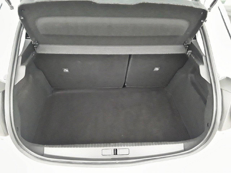 Opel Corsa Corsa 1.2 75 ch BVM5  occasion  BRESSUIRE - photo n6