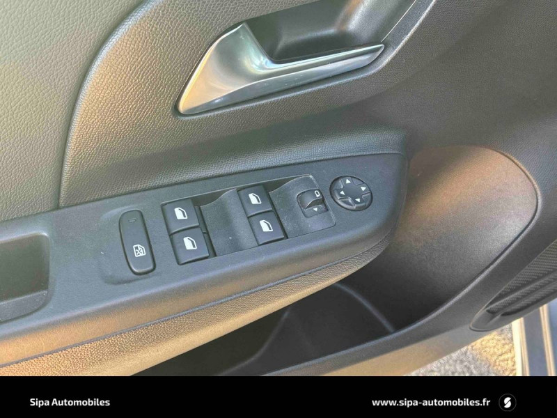 Opel Corsa Corsa 1.2 Turbo 100 ch BVA8 Elegance 5p  occasion � Toulouse - photo n�14