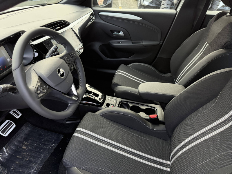 Opel Corsa Corsa 1.2 Turbo 100 ch BVA8 GS 5p  occasion � Saint-Pierre-du-Mont - photo n�8