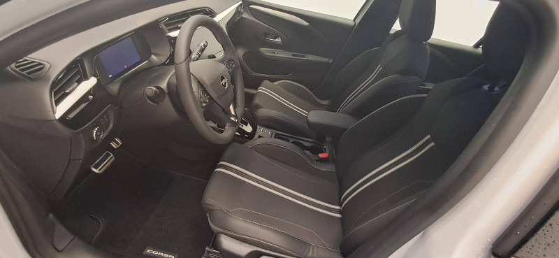 Opel Corsa Corsa 1.2 Turbo 100 ch BVA8 GS 5p  occasion  Saint-Pierre-du-Mont - photo n10