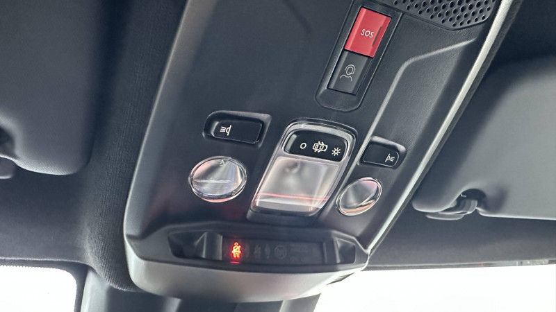 Opel Corsa Corsa 1.2 Turbo 100 ch BVM6 Colour Edition 5p  occasion � Brive-la-Gaillarde - photo n�15