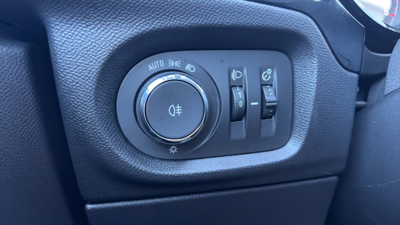 Opel Corsa Corsa 1.2 Turbo 100 ch BVM6 Edition 5p  occasion � Brive-la-Gaillarde - photo n�20