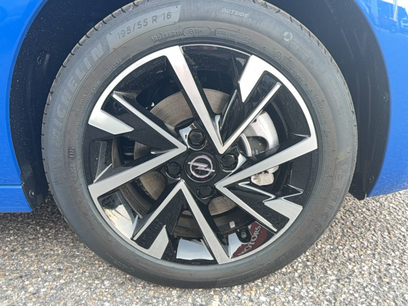 Opel Corsa Corsa 1.2 Turbo 100 ch BVM6 GS 5p  occasion � Libourne - photo n�17