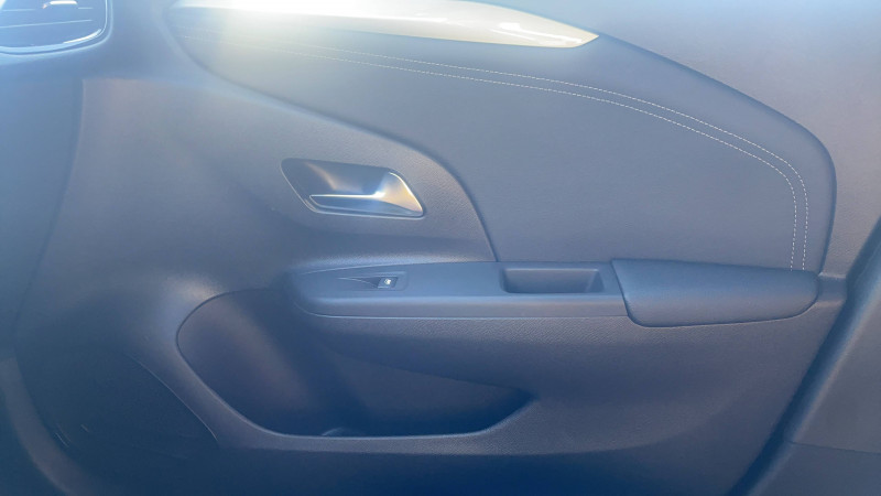 Opel Corsa Corsa 1.2 Turbo 100 ch BVM6 GS Line 5p  occasion  Brive-la-Gaillarde - photo n19