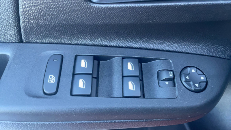 Opel Corsa Corsa 1.2 Turbo 100 ch BVM6 GS Line 5p  occasion � Brive-la-Gaillarde - photo n�16