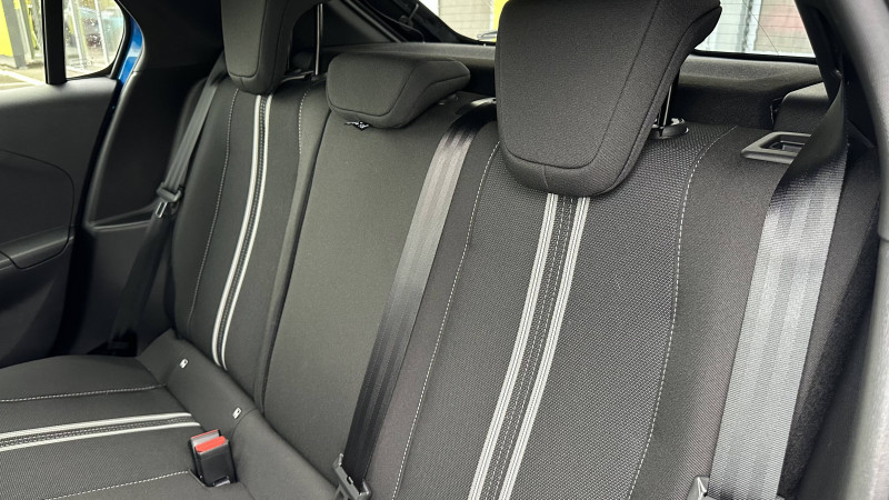 Opel Corsa Corsa 1.2 Turbo Hybrid 110 ch e-DCT6 Colour Edition 5p  occasion  Brive-la-Gaillarde - photo n12