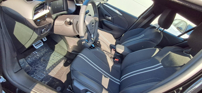 Opel Corsa Corsa 1.2 Turbo Hybrid 110 ch e-DCT6 GS 5p  occasion  Saint Pierre du Mont - photo n10