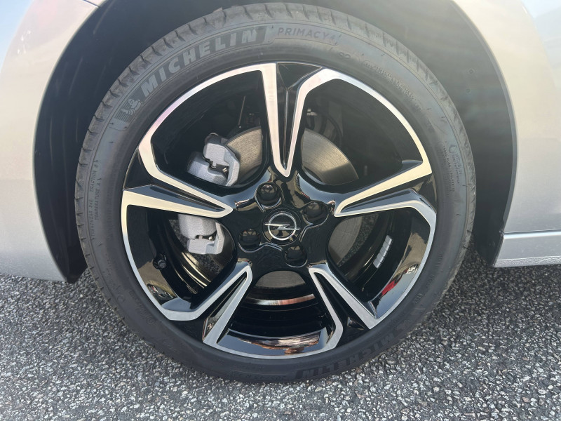 Opel Corsa Corsa 1.2 Turbo Hybrid 110 ch e-DCT6 GS 5p  occasion  Brive-la-Gaillarde - photo n9