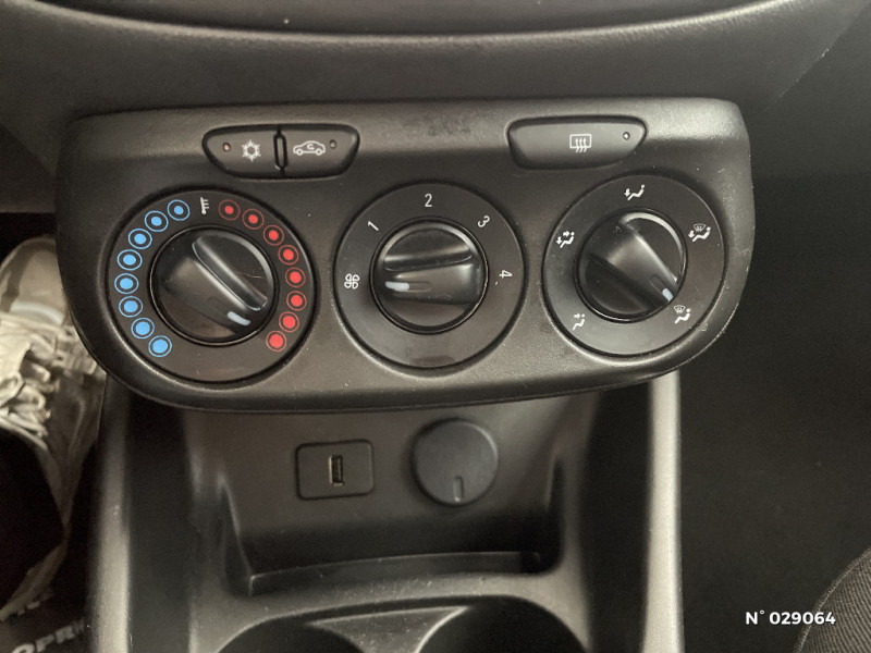 Opel Corsa Corsa 1.4 90 ch Active  occasion � Saint-Quentin - photo n�14