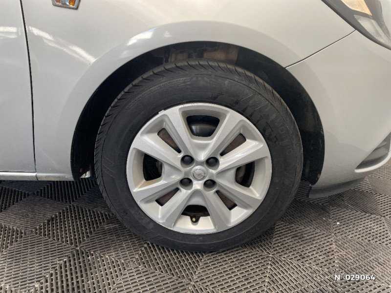 Opel Corsa Corsa 1.4 90 ch Active  occasion � Saint-Quentin - photo n�8