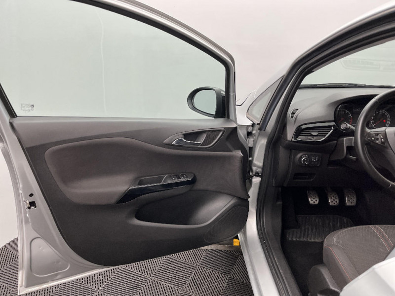 Opel Corsa Corsa 1.4 90 ch Black Edition  occasion � Saint-Maximin - photo n�19