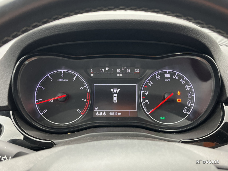 Opel Corsa Corsa 1.4 90 ch Design 120 ans  occasion � Saint-Maximin - photo n�12