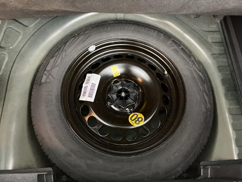 Opel Corsa Corsa 1.4 90 ch Design 120 ans  occasion � Saint-Maximin - photo n�17