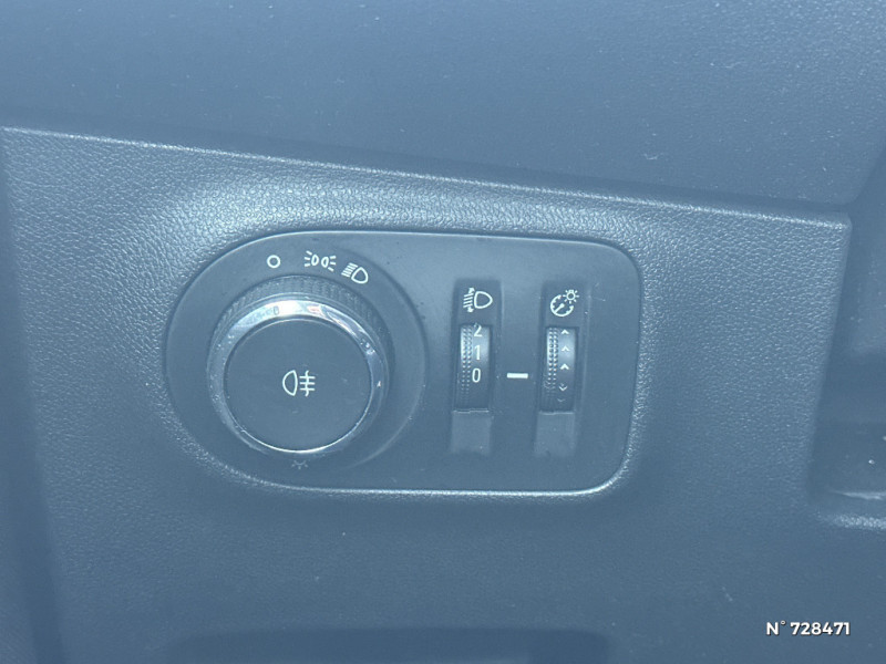 Opel Corsa Corsa 1.4 90 ch Edition GPL  occasion  Crpy-en-Valois - photo n15