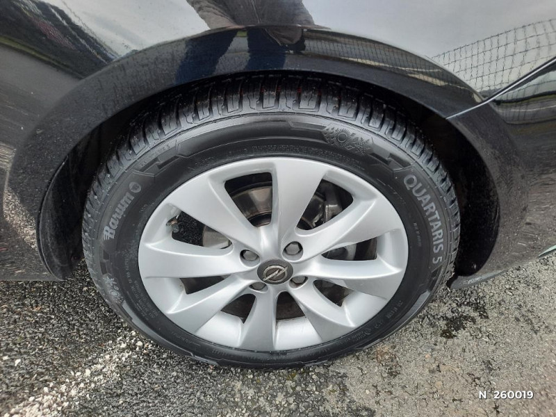 Opel Corsa Corsa 1.4 90 ch Excite  occasion � Pont-Audemer - photo n�8