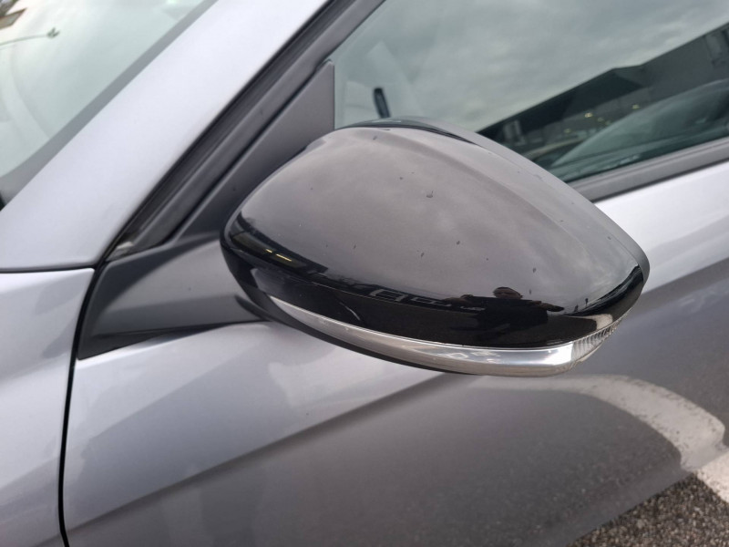 Opel Corsa Corsa 1.5 Diesel 100 ch BVM6 Edition 5p  occasion � Brive-la-Gaillarde - photo n�19