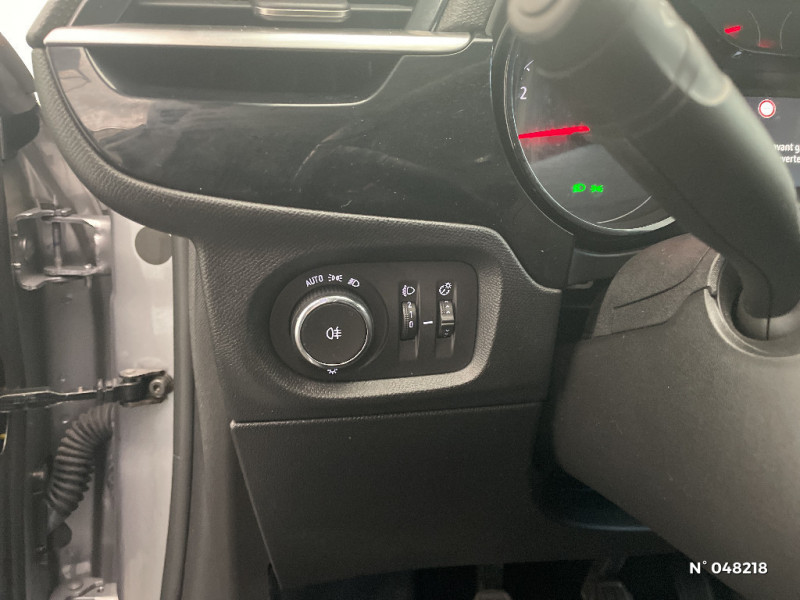 Opel Corsa Corsa 1.5 Diesel 100 ch BVM6 Elegance Business  occasion  Boulogne-sur-Mer - photo n15