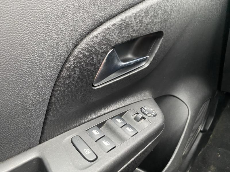 Opel Corsa Corsa-e 136ch Elegance 2021 - photo n°20 Opel Corsa Corsa-e 136ch Elegance  occasion à Varennes-sur-Seine - photo n°20