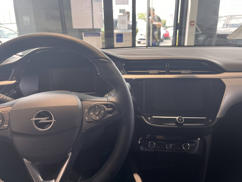 Opel Corsa Corsa Electrique 136 ch & Batterie 50 kWh  5p  occasion  Saint Pierre du Mont - photo n11