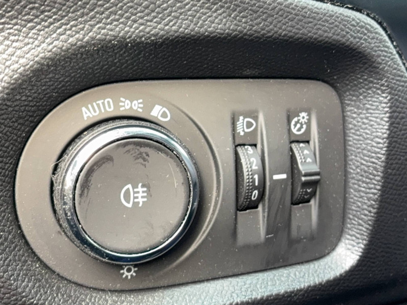 Opel Corsa Corsa Electrique 136 ch & Batterie 50 kWh Edition 5p  occasion  Muret - photo n16
