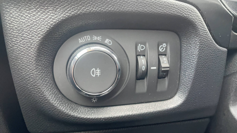 Opel Corsa Corsa Electrique 136 ch & Batterie 50 kWh Edition 5p  occasion � Brive-la-Gaillarde - photo n�19