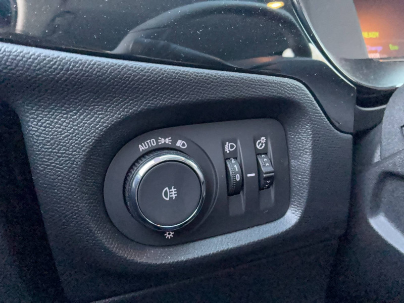 Opel Corsa Corsa Electrique 136 ch & Batterie 50 kWh GS 5p  occasion � Muret - photo n�12