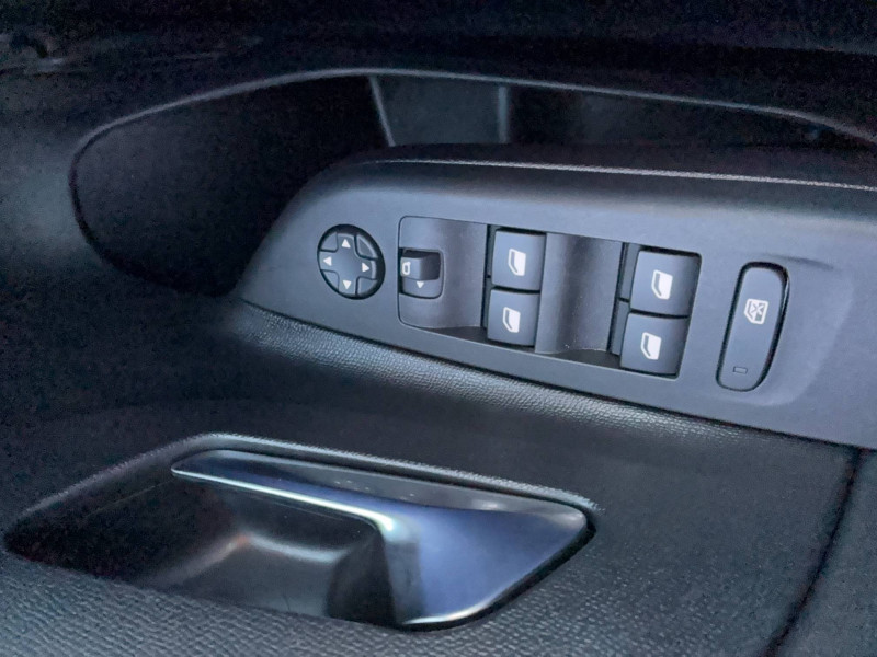 Opel Corsa Corsa Electrique 136 ch & Batterie 50 kWh GS 5p  occasion � Muret - photo n�11