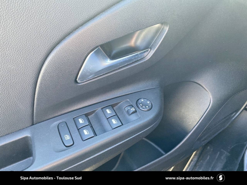 Opel Corsa Corsa Electrique 136 ch & Batterie 50 kWh GS Line 5p  occasion  Toulouse - photo n17