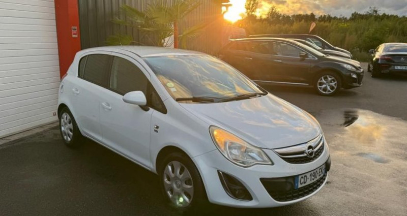 Opel Corsa D phase 2 1.3 CDTI 75 cv dition limite 150 anniversaire  occasion  Bischwiller - photo n4