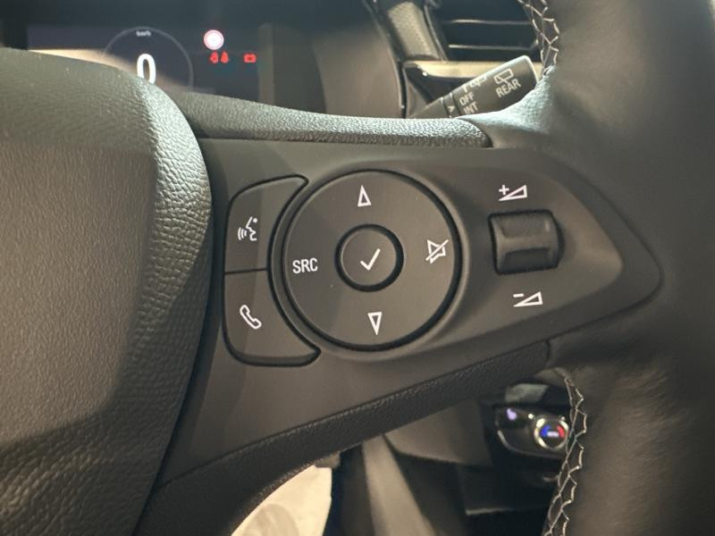 Opel Corsa Electric 136ch  occasion  Vert-Saint-Denis - photo n8