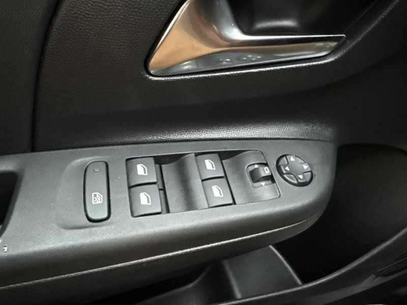 Opel Corsa Electric 136ch  occasion  Vert-Saint-Denis - photo n20