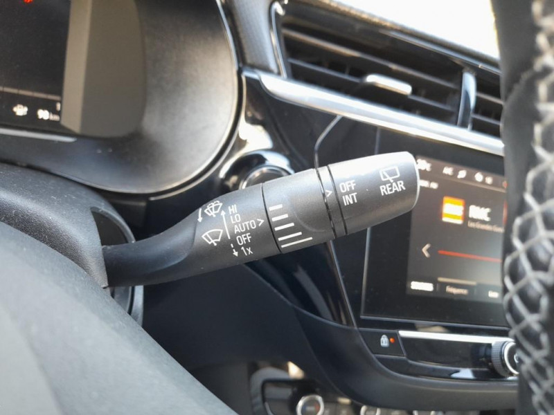 Opel Corsa ELECTRIQUE 136 ch & Batterie 50 kw/h Elegance  occasion  La Valette-du-Var - photo n3
