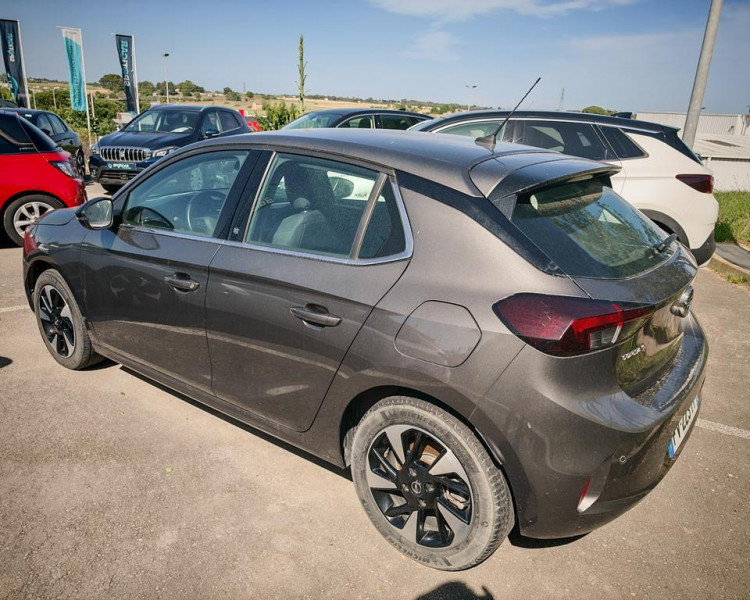 Opel Corsa ELECTRIQUE 136 ch & Batterie 50 kw/h Elegance  occasion  Bziers - photo n4